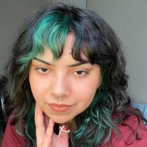 Meet your Posher, April